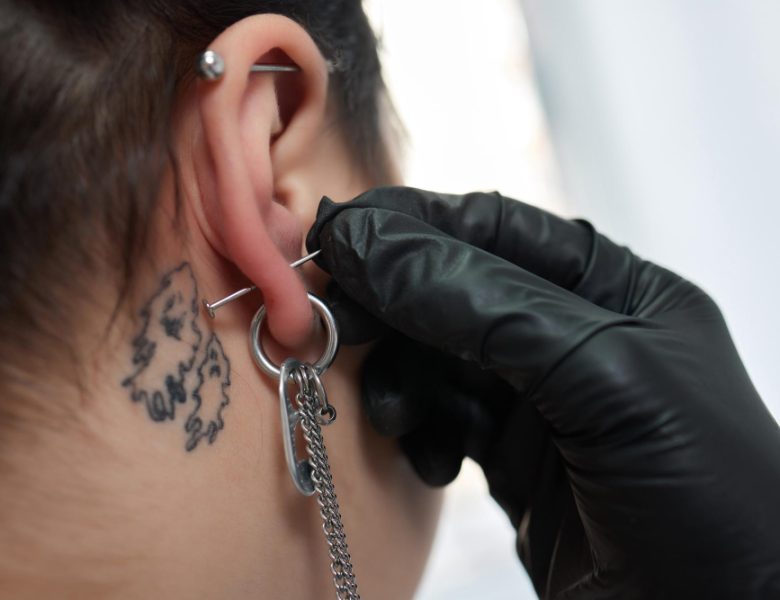 Piercing a Noto: un viaggio attraverso l’arte della bellezza corporea
