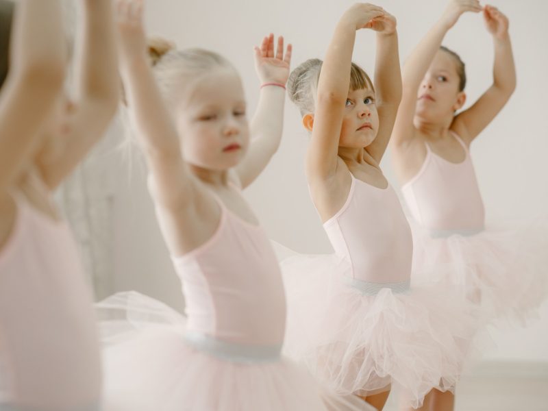 Svelando il mondo della ST Danza: la maison della danza classica a Livorno