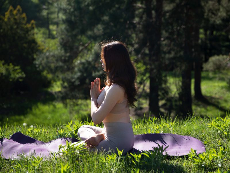 Allontanarsi dalla frenesia: esplorando i ritiri spirituali nella foresta di Ancona