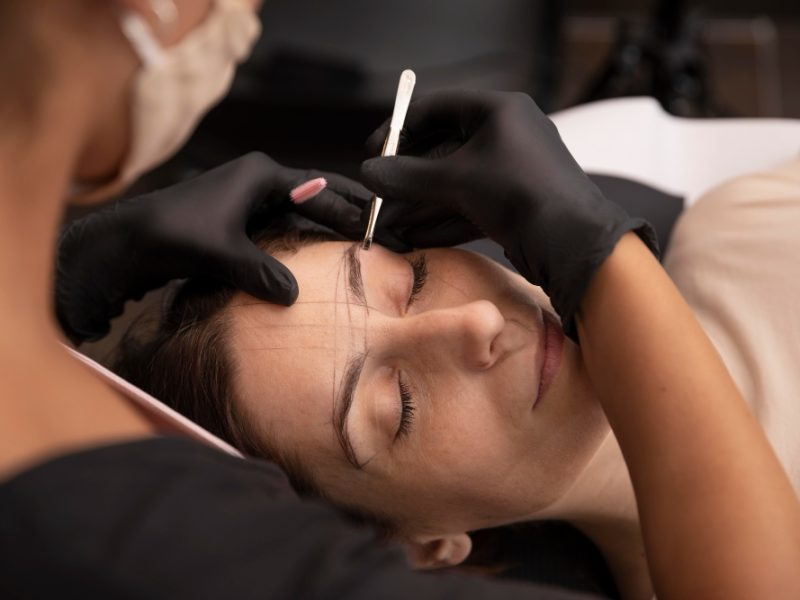 Microblading: La Rivoluzione delle Sopracciglia Perfette